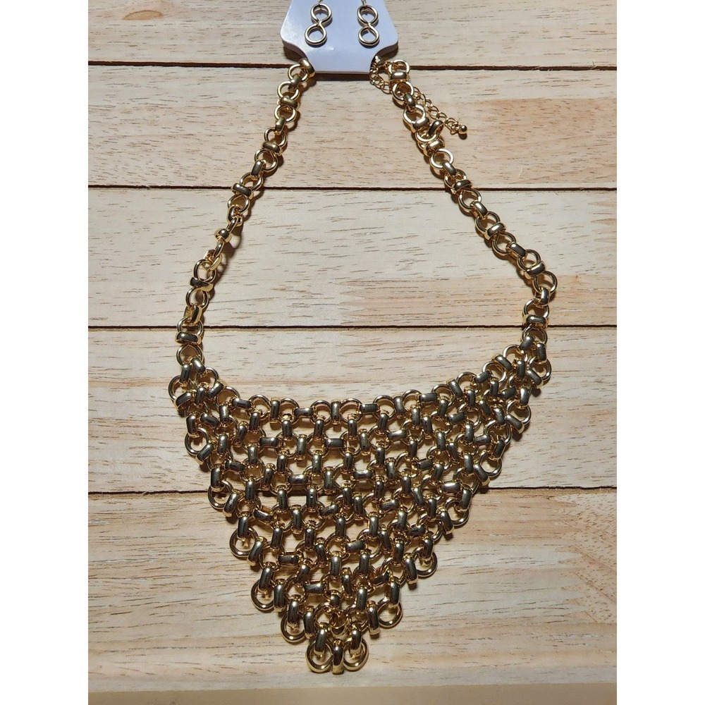 Womens Jewelry Set Goldtone Chain Links